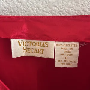 Vintage Victoria's Secret Gold Label Red Slip Cami Top Blouse Small thumbnail 3