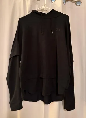 Under Armour Gray Hooded Sweatshirt thumbnail 2