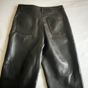 Aritzia Wilfred Leather Pants thumbnail 4