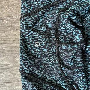 Lululemon Athletica Train Times 7/8 Illuminate Multi Black Leggings thumbnail 9