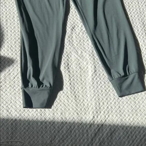Athleta Women's Gray Joggers thumbnail 3