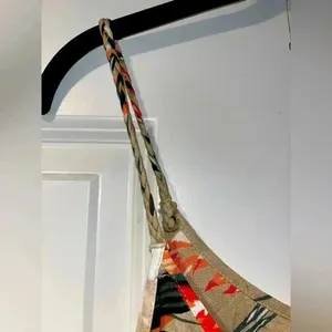 Vibrant Tropical Floral Cami Top- NWT Summer, Casual,‎ Going Out, Cute A1 thumbnail 2