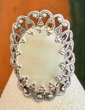 Vintage West Germany Mother of Pearl Ring thumbnail 1