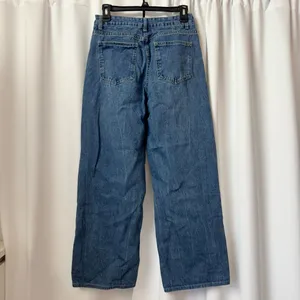 DAZY Blue High Waisted Wide-Leg Casual Jeans thumbnail 2