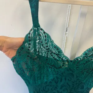 Vintage Victoria’s Secret Emerald Green Lace Sequin Midi Slip‎ Large thumbnail 7