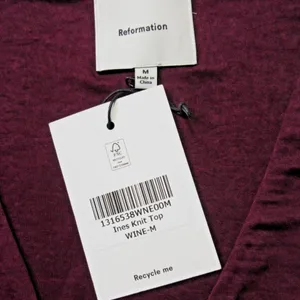 NWT Reformation Ines Knit Top in Wine V-neck Long Sleeve Ruched Blouse M thumbnail 3