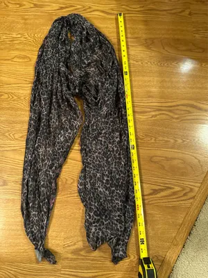 Vanity Floral reversible Patterned Scarf Black thumbnail 4