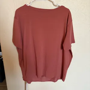 CRZ Yoga NWT flowing top size large. Dusty Rose color thumbnail 1