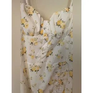 Shein White Yellow Spaghetti Strap Slit Midi Dress Size XS thumbnail 4