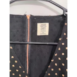 GOOD HART Matilda Jane Black‎ Gold Polka Dot Flutter Sleeve V Neck Dress XS thumbnail 3