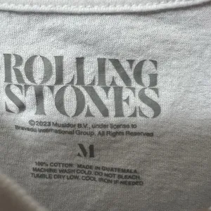 Rolling Stones Some Girls Graphic‎ T-Shirt White Neon Tongue Cropped M 2023 thumbnail 5