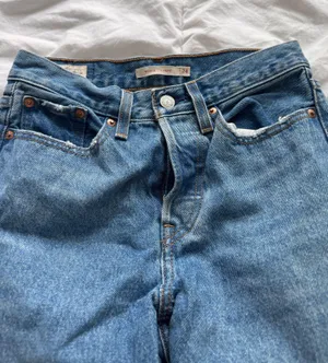 Levi’s Straight Leg Jeans thumbnail 3