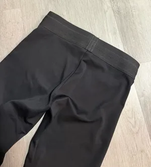 BCBGMAXAZRIA cropped leggings thumbnail 5