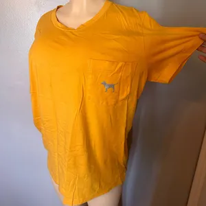 PINK bling shirt Size M thumbnail 1