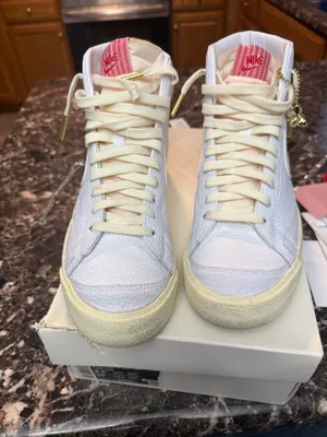 Nike Women’s thumbnail 1