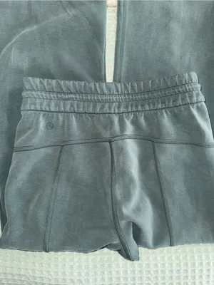 Lululemon Softstreme High-Rise Pant *Full Length Dark Forest‎ size 0 thumbnail 5