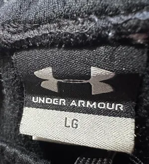 Under Armour Unisex sweats are a size Large. thumbnail 3