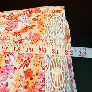 Unique Spectrum Fits S/M Floral Puff Sleeve Top Pink Lace Boho Summer pretty thumbnail 7