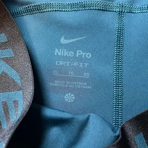 Nike Pro Dri-Fit Mid Rise 3" Teal Tight Shorts. Women's Size XL thumbnail 5