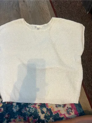 Moon & Madison Cream Short-Sleeve Knit Sweater thumbnail 2