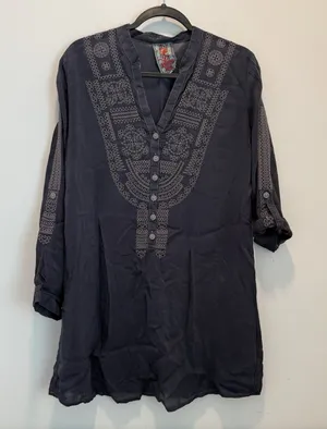Johnny Was embroidered tunic blouse Size S thumbnail 1
