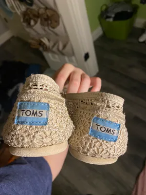 Toms cream thumbnail 2