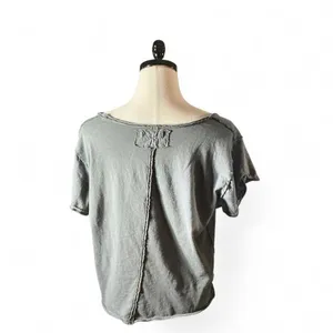 We The Free Gray Cotton Distressed Raw Hem Tee Shirt Women's Medium Grunge‎ thumbnail 2