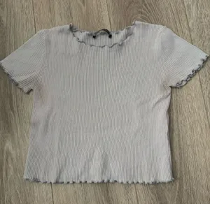 Brandy Melville Scalloped Top thumbnail 1