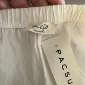 John Galt 1606 | NWT PacSun Tiered Ruffle Cotton Mini Skirt White Womens XS/S OS‎ thumbnail 5