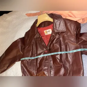 Vintage Avanti Brown Leather Trench Coat from the 1970’s Size Small thumbnail 8