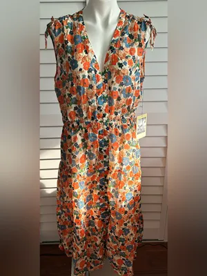 Trovata | Birds of Paradis Rae Dress in Marina floral thumbnail 3