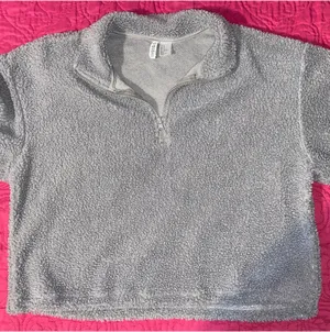 H&M Divided Grey Sherpa Quarter-Zip Pullover thumbnail 2