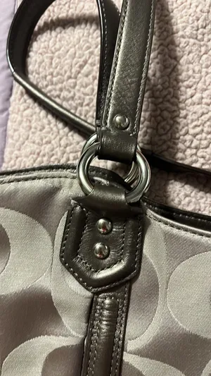 Coach Handbag thumbnail 8