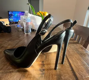 Pointed Toe Black Heels Size 8.5 thumbnail 1