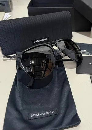 Dolce-gabbana Women's Black Sunglasses thumbnail 1