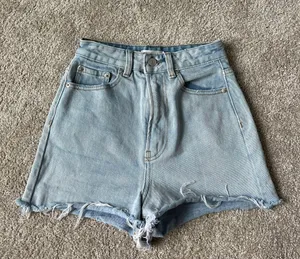 Glassons Glassine Denim Shorts thumbnail 1