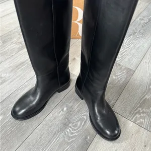 🆕 2026 Black Leather Boots thumbnail 4