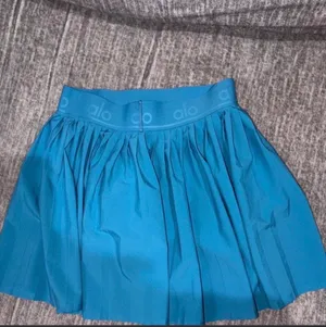 Alo Yoga Tennis Skirt In Blue Splash thumbnail 2