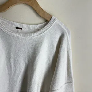 Free People Luna Pullover Oversized Sweater size L Ivory Slouchy Crewneck thumbnail 7