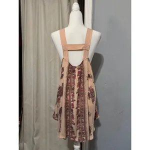 Free People‎ Mini Slip Dress XS Tunic Peach Floral Border Print Open Back Boho thumbnail 13
