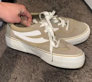 Superga Platforms thumbnail 1