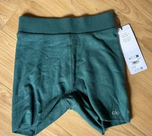 ALO Yoga ALOLUX HIGH WAIST ME TIME SHORT thumbnail 1