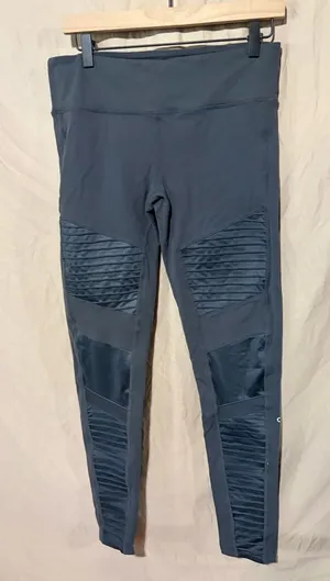 Alo leggings thumbnail 1