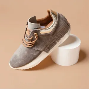 ESSE UT ESSE Suede Fringe Sneakers 8.5 Gray thumbnail 1
