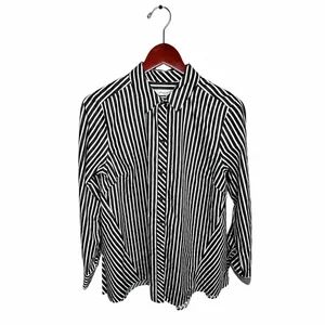 Foxcroft NYC Size 10 Non Iron Shirt Black White Striped Button Front Blouse thumbnail 2