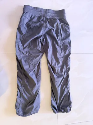 The North Face Women's Aphrodite Capris Gray Pockets Size XS/PT Elastic Waist thumbnail 9