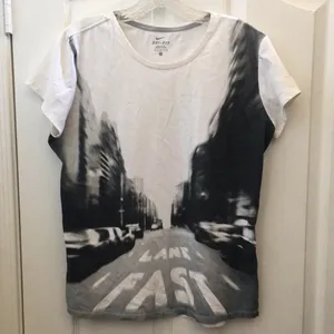 FINAL MARKDOWN Nike dri fit tee large thumbnail 1