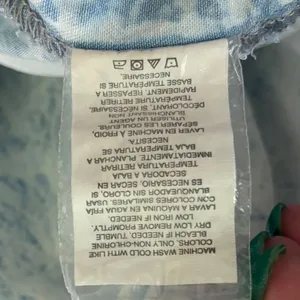 Thread & Supply Acid Wash Denim Look Tunic Top Lt Blue Short Sleeve V-Neck Relax thumbnail 10