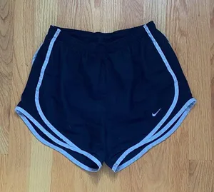 Nike Dri-fit Tempo Shorts size small thumbnail 2