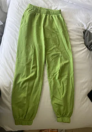 Sweatpants thumbnail 1